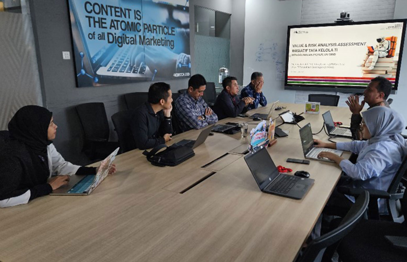 Assessment IT Maturity Level Holding & Subholding - PT Pertamina (Persero)